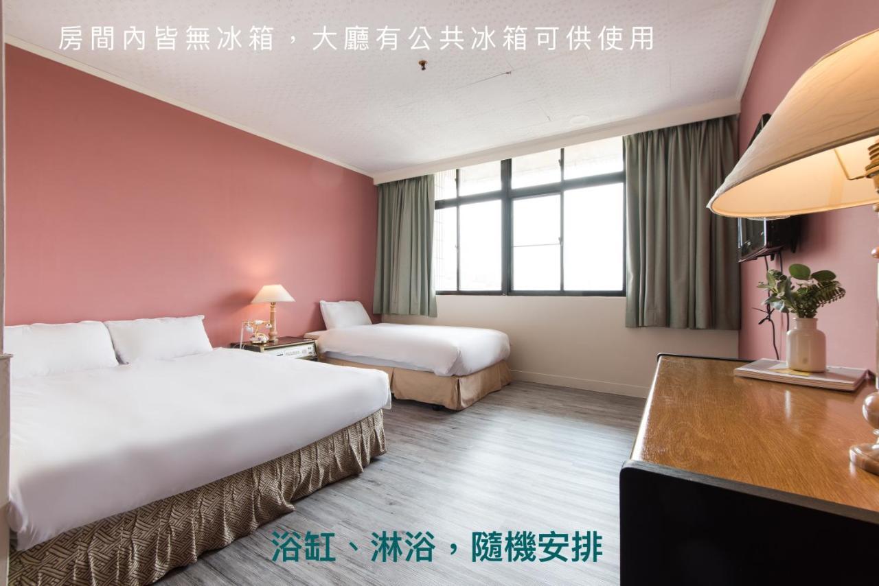 Back Home Hotel Città di Chiayi Esterno foto